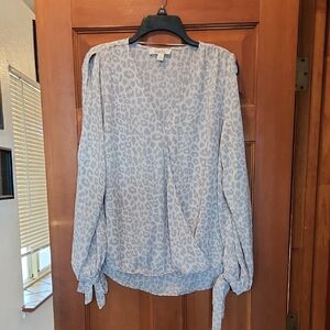Krazy Kat Light Gray Leopard Blouse With Cut Out Sleeves